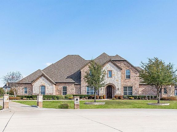 3rd image of 6806 Greenhill Ct