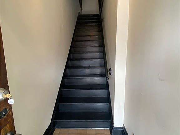 3rd image of 3618 Pennsylvania Ave