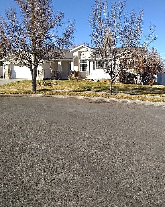 1st image of 5422 W Windmill Dr