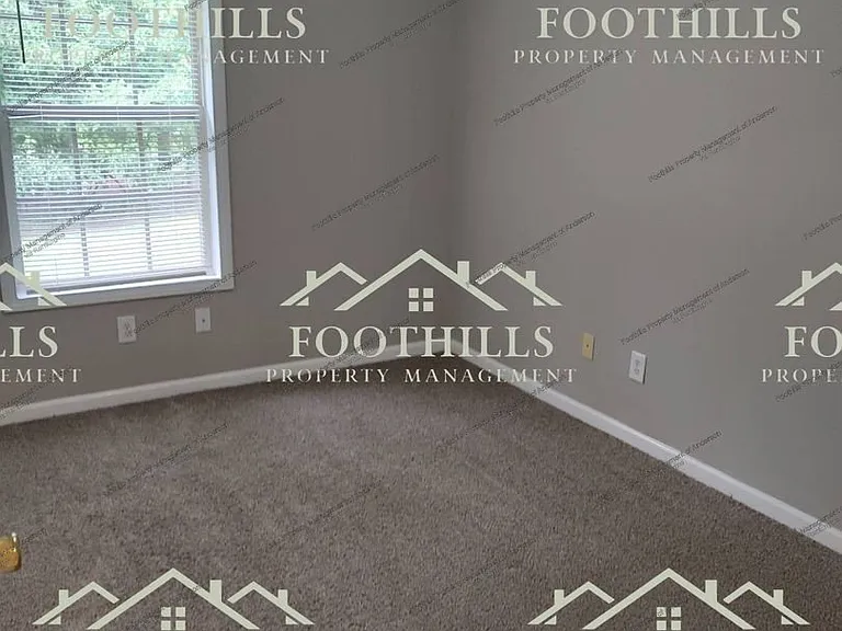 109 Premiere Ct — Photo 7