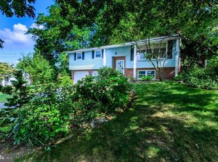 401 Frederick Dr, Dallastown, PA 17313