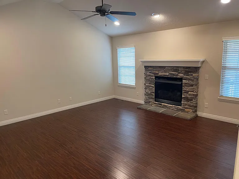 776 E Ozark Jubilee Dr — Photo 9