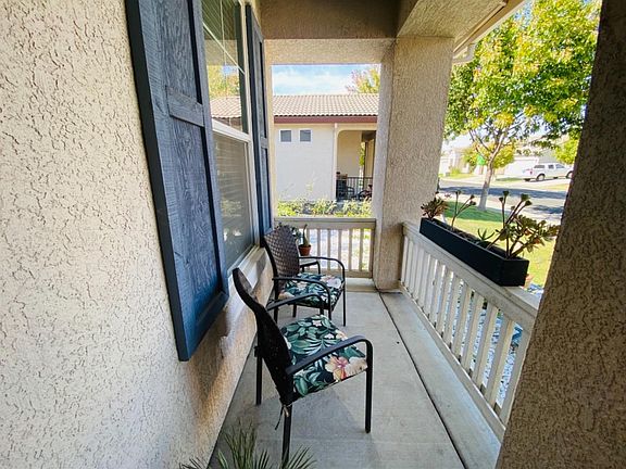 4th image of 1806 Zurlo Way