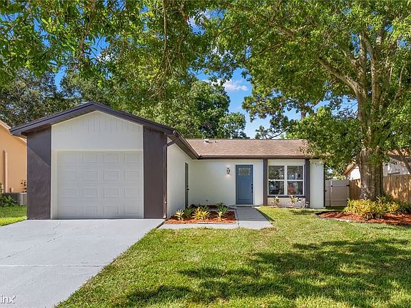 3rd image of 2537R Mulberry Dr S