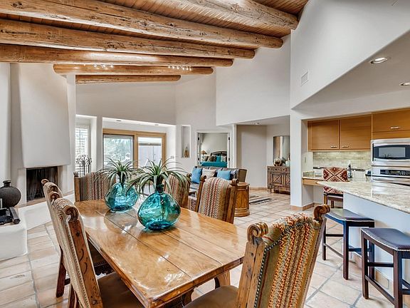 4th image of 9248 E Whitethorn Cir