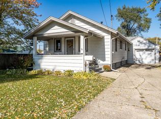 206 Sheridan Dr, Loves Park, IL 61111