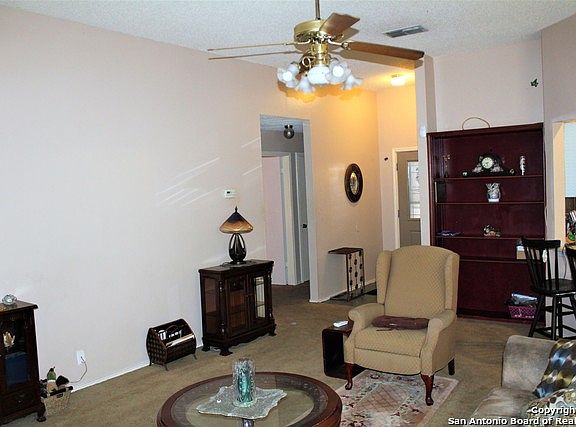 5th image of 10315 Cedarbend Dr
