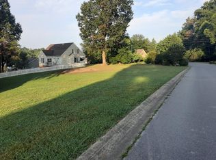 1205 Heritage Ln E, Jonesborough, TN 37659