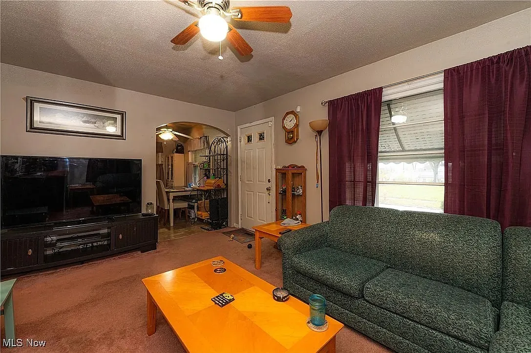 4381 East 175th Street - 1 — Photo 3