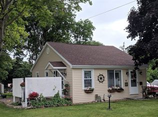 62 N Erie Beach Rd, Lakeside Marblehead, OH 43440