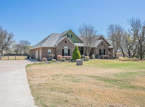 2nd image of 104 Charcoal Bluff Ct