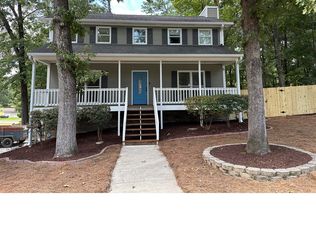 1700 King James Dr, Alabaster, AL 35007