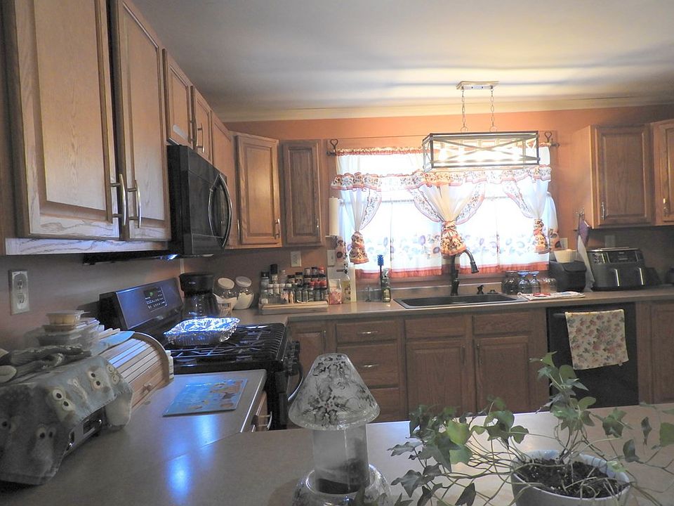 1799 Military Tpke, Plattsburgh, NY 12901 Zillow