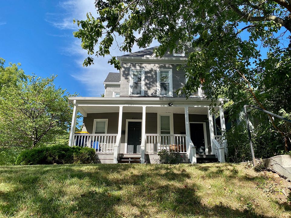1st image of 4060-4062 Oak St #4060