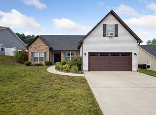 1563 Hammett Rd, Johnson City, TN 37615