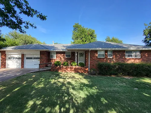 504 N Blvd Photo 1