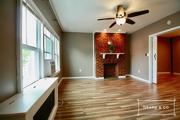 Rented by Grand & Co. | media 8