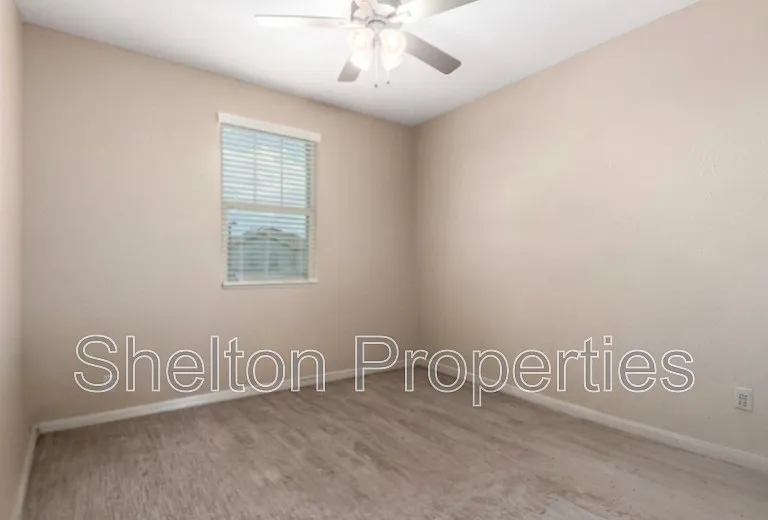 15062 W Portland St — Photo 16