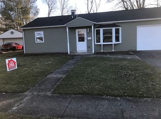 211 Dellwood Dr, Fairborn, OH 45324