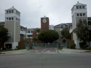 865 S B St #G-62, Oxnard, CA 93030