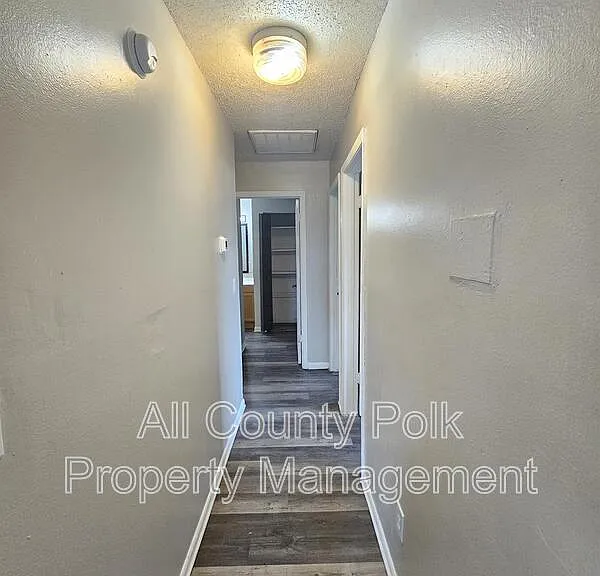 3037 Saint Paul Dr — Photo 5