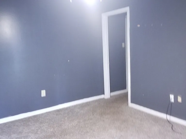 127 Elden Way — Photo 3