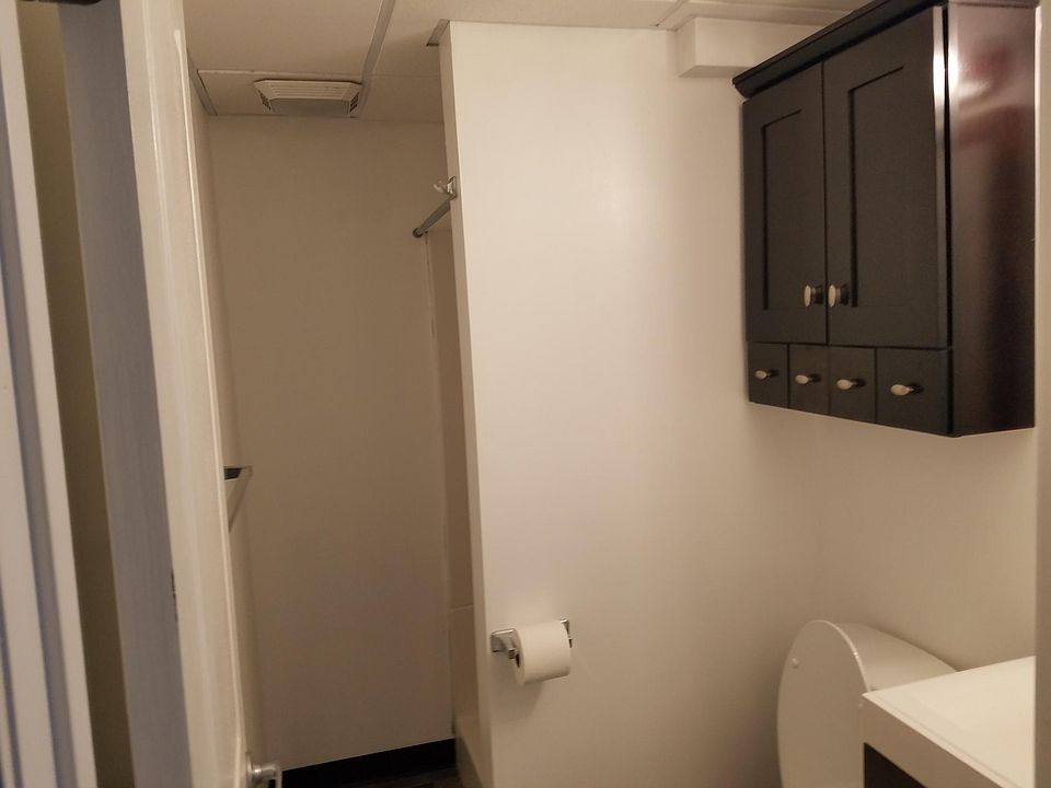 1st image of 807 E Courtland Ave #809