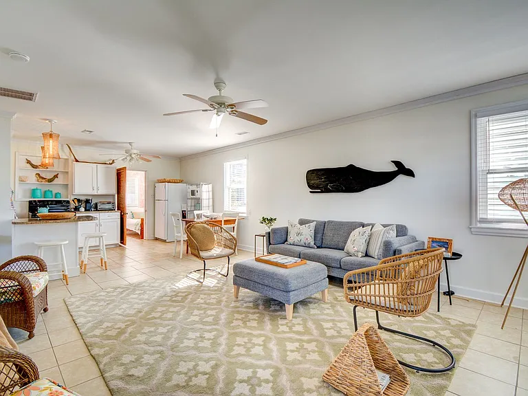 213 S Anderson Blvd #A — Photo 4