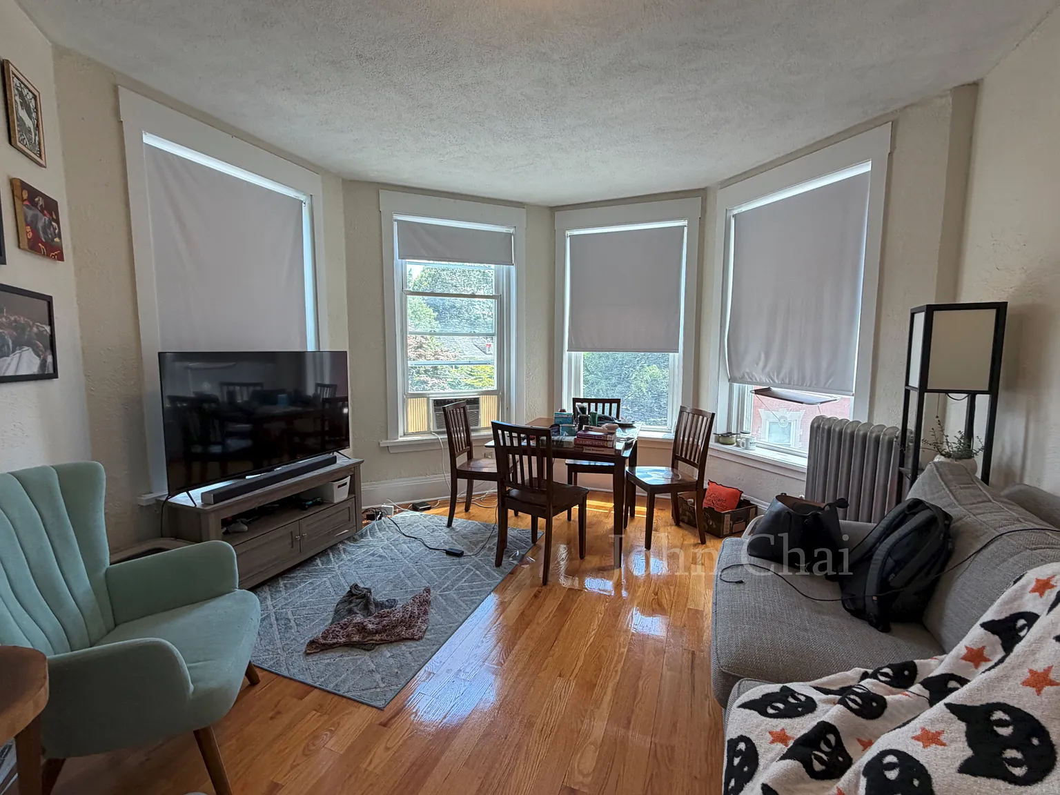 3 bed, 1200 sqft, $3,595 — Photo 1