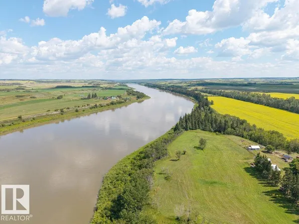 202 River St, Duvernay, AB T0B 0P0
