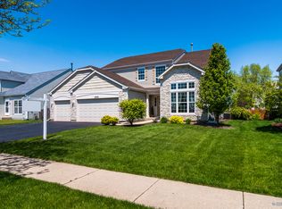 10630 Yellowstone Dr, Huntley, IL 60142