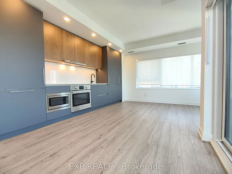 609 Sherbourne St #1704 — Photo 6