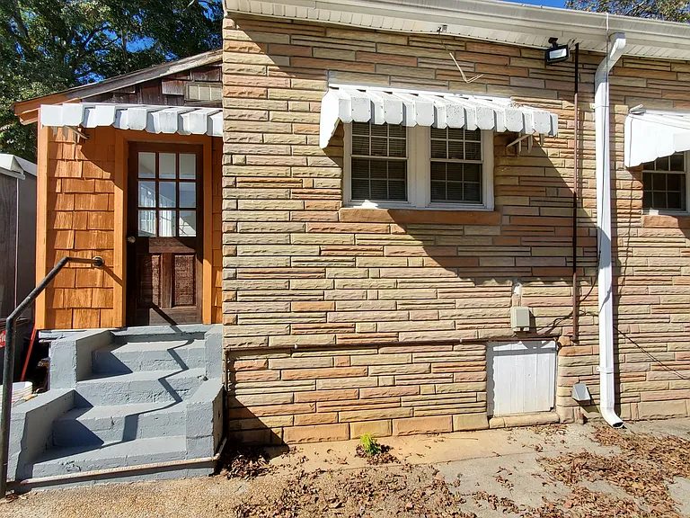 1713 Darwin Rd SE #A — Photo 5
