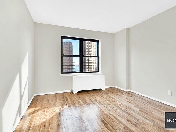 4th image of 417 E 90th St APT 8H