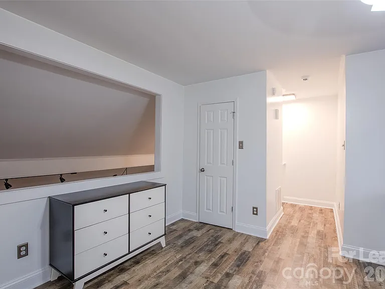 100 Willow Run Dr #2 — Photo 16