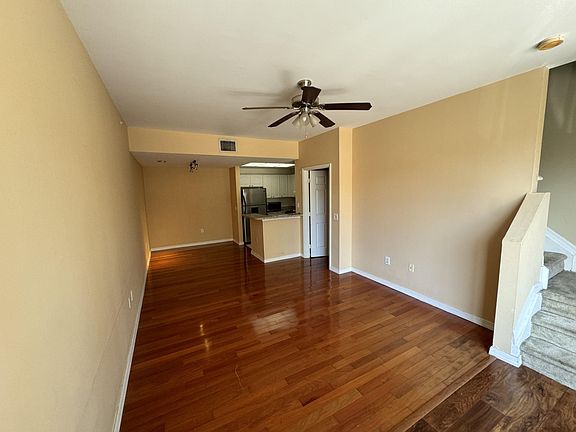 2nd image of 2107 SE 10th Ave APT 814
