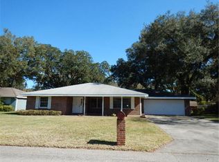 1415 Leslie Dr, Lakeland, FL 33801