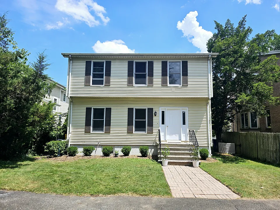 35 Grove St
