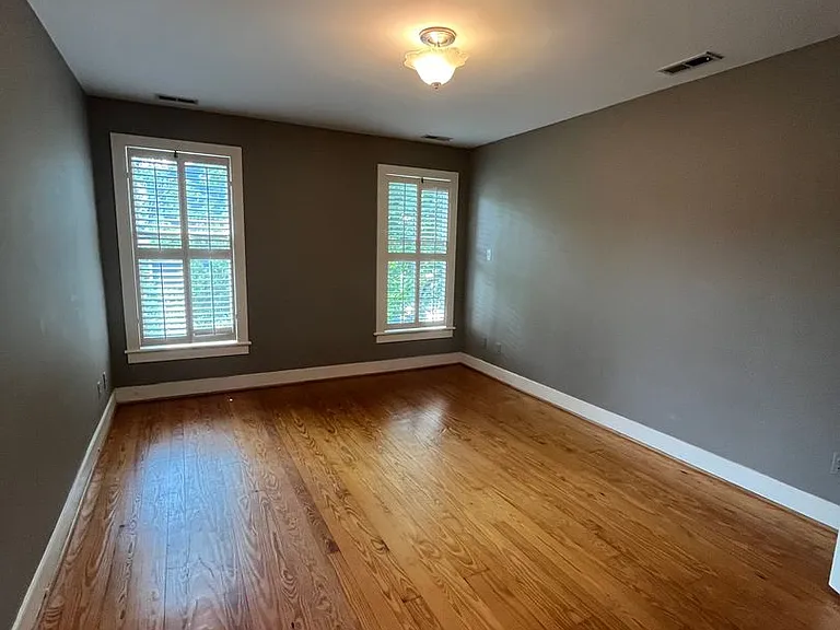 126 N Payne St — Photo 11