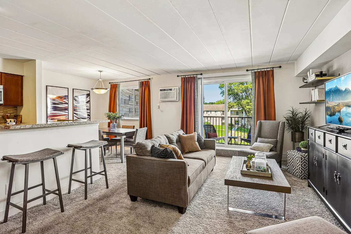Stonegate at Devon Apartment Homes — Photo 4