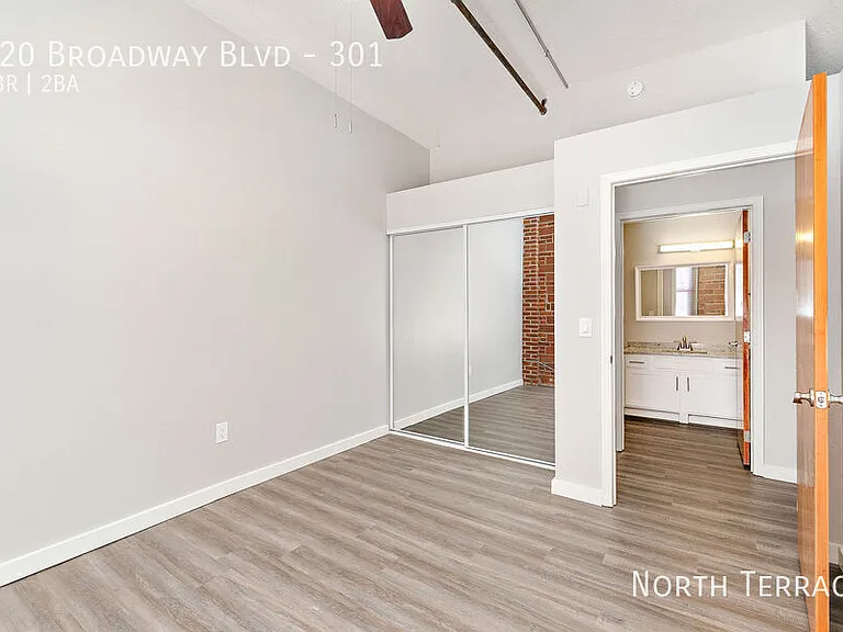 920 Broadway Blvd #301 — Photo 9