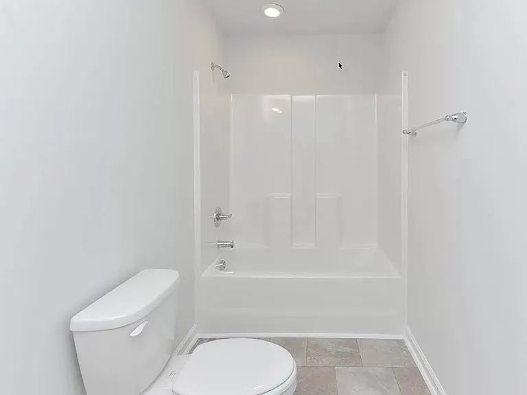 2750 Prince Charles Ct — Photo 8