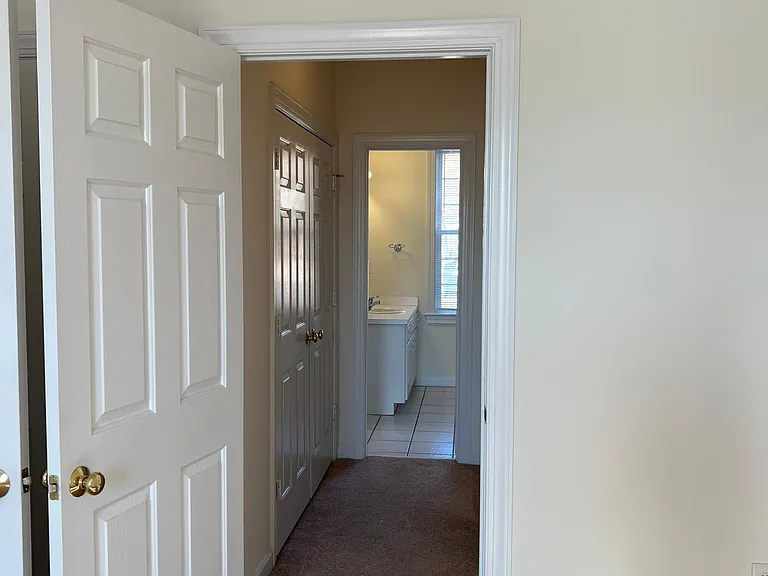 3323 Whitlock Dr N #B — Photo 24