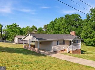 395 Dewberry Ln, Lindale, GA 30147