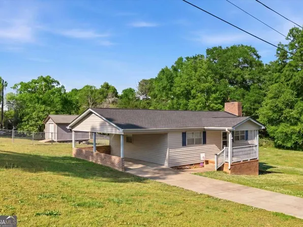 395 Dewberry Ln, Lindale, GA 30147