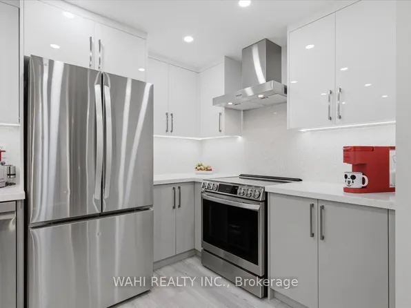 299 Mill Rd #1003, Toronto, ON M9C 4V9