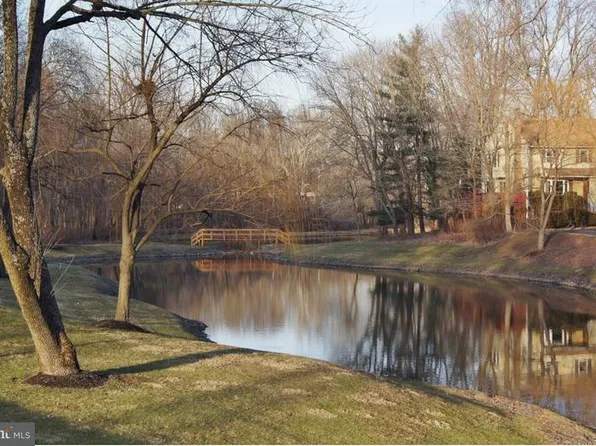 743 Bridge Vw, Feasterville, PA 19053