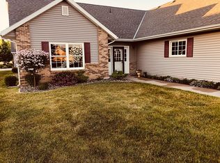 2952 9th Ave SE, Willmar, MN 56201