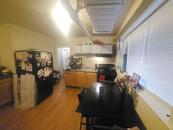 3rd image of 6251 N Washtenaw Ave #G1