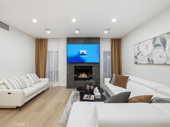 4th image of 1734 N Verdugo Rd APT 10